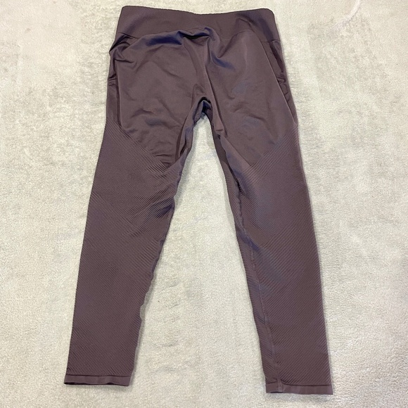Fabletics Leggings Size XL - Picture 1 of 11